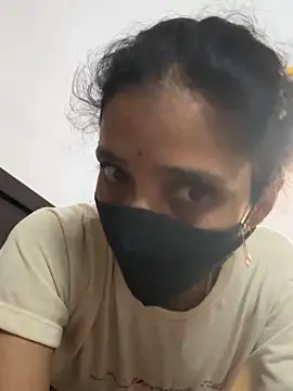 sweetreddy-02 online show from 10-27-25, 07:01