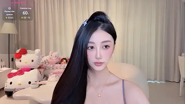 Snapshot of Melody-11 chatting on 11-06-25, 01:06 Melody-11 online show from 11-06-25, 01:06