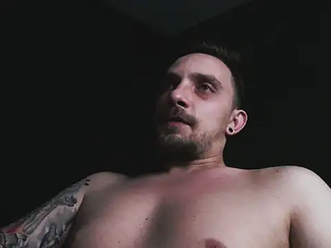 guesswhatbitch online show from 12-01-25, 01:10