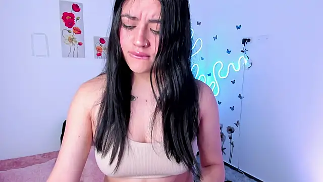 lilielou  online show from 12-20-25, 06:26