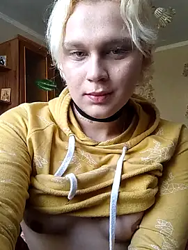 Snapshot of MargoShein chatting on 09-26-25, 11:03 MargoShein online show from 09-26-25, 11:03