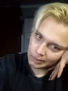 Snapshot of MargoShein chatting on 10-11-25, 08:51 MargoShein online show from 10-11-25, 08:51