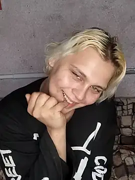 Snapshot of MargoShein chatting on 11-03-25, 09:21 MargoShein online show from 11-03-25, 09:21