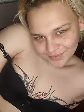 Snapshot of MargoShein chatting on 11-11-25, 07:08 MargoShein online show from 11-11-25, 07:08