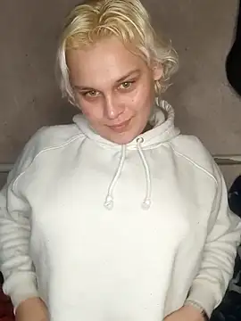 Snapshot of MargoShein chatting on 11-23-25, 09:36 MargoShein online show from 11-23-25, 09:36