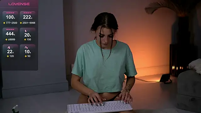 LunaVyx online show from 11-07-25, 08:31