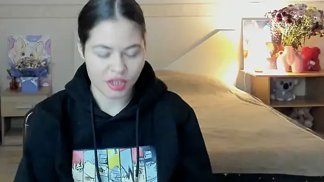 NicoleCollys online show from 10-05-25, 10:40