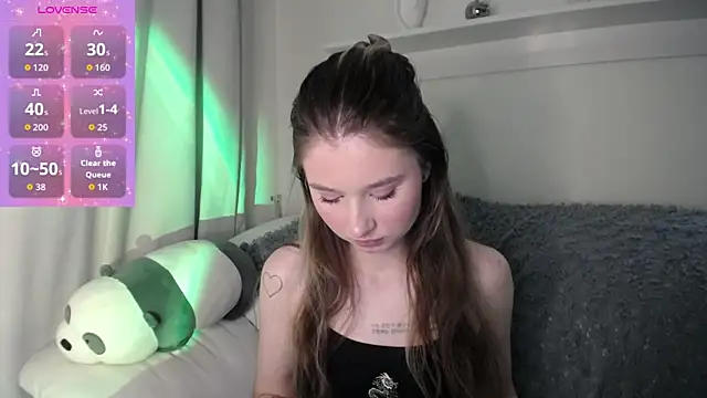  Lua   online show from 10-10-25, 11:42