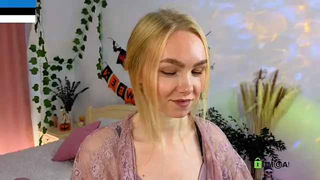 Snapshot of hey_Olivia chatting on 11-01-25, 08:05 hey Olivia online show from 11-01-25, 08:05