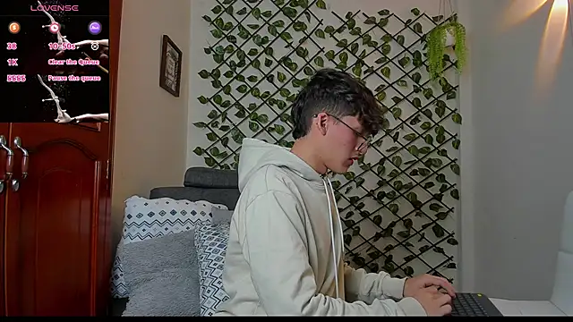 bellmontneon online show from 11-27-25, 11:12