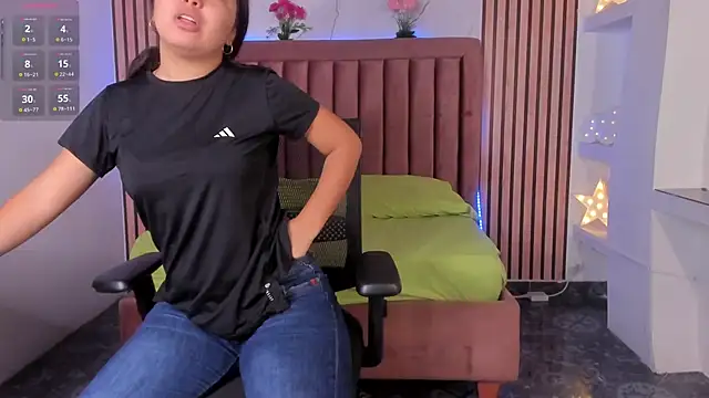 LunaWiill  online show from 10-25-25, 12:02