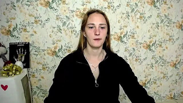 Milana Cutie  online show from 09-24-25, 06:06