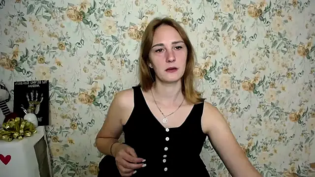 Milana Cutie  online show from 09-25-25, 05:55