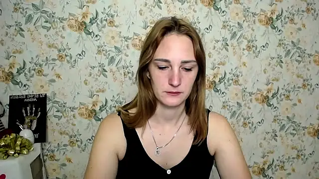 Milana Cutie  online show from 10-06-25, 05:49