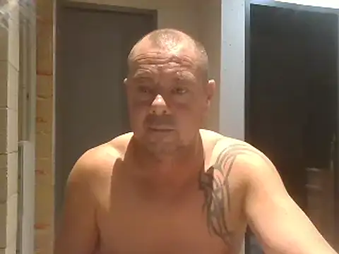 hugoboys4576 online show from 10-07-25, 07:00