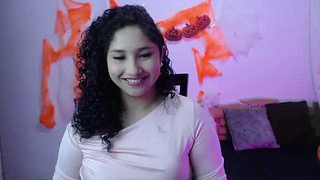 Gia Dior online show from 10-23-25, 11:14