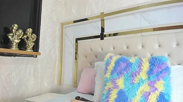 mia vy online show from 01-08-26, 07:16