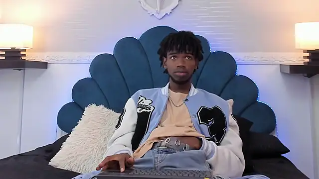 AllexJacob online show from 09-29-25, 01:27