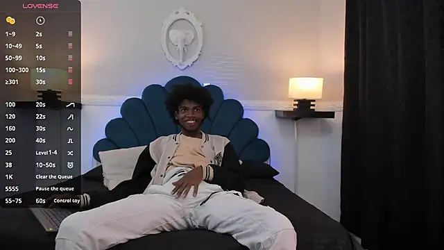 AllexJacob online show from 10-07-25, 01:08