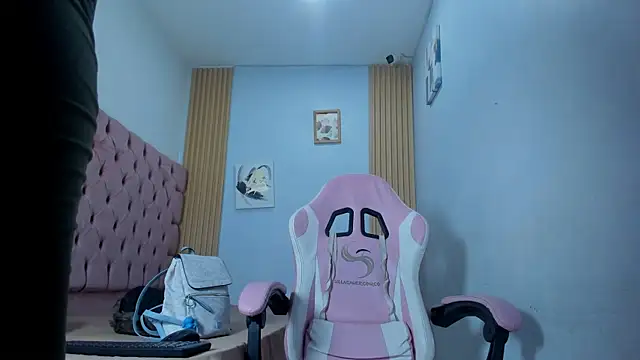 Dakota x18 online show from 11-14-25, 07:34