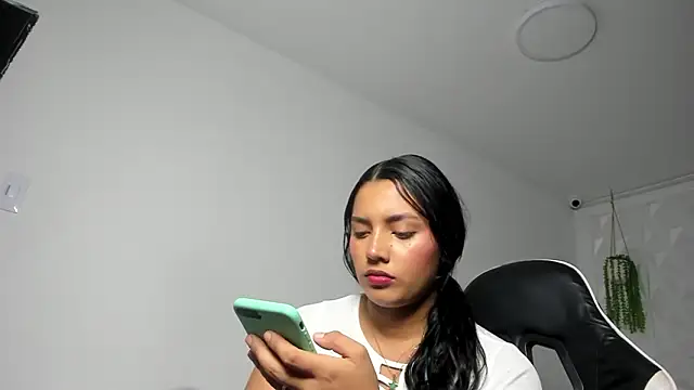 Dakota x18 online show from 02-20-26, 07:58