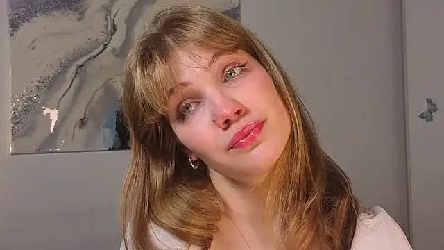 pienaple online show from 10-04-25, 03:59