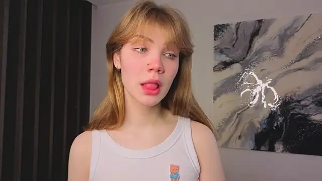 pienaple online show from 12-20-25, 04:08