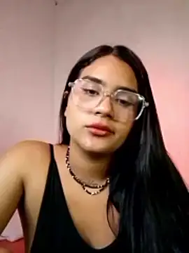 Renata Zoe online show from 12-23-25, 01:03