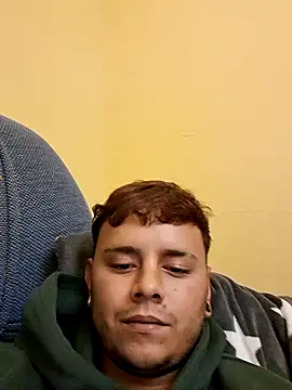 Meenlove online show from 09-23-25, 12:02
