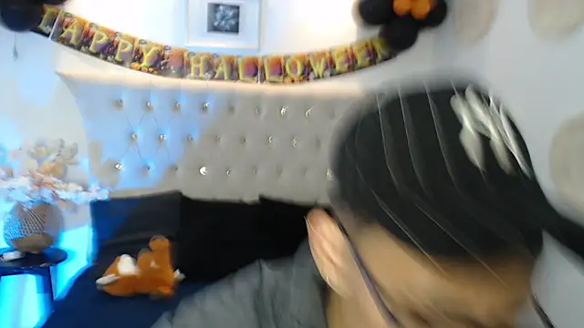 SalvadorFit online show from 10-15-25, 08:20