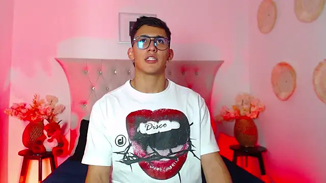 SalvadorFit online show from 11-07-25, 08:31