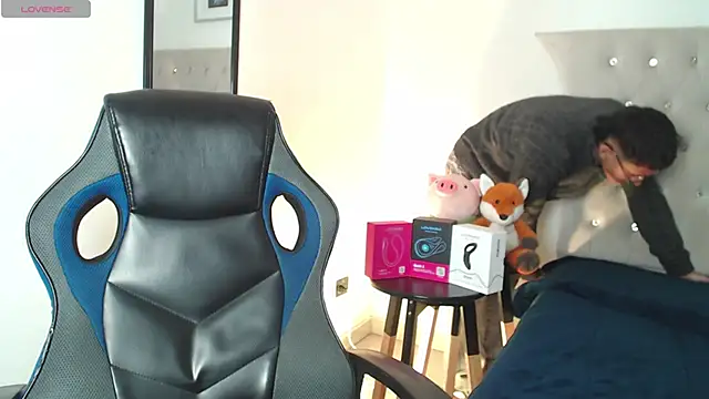 SalvadorFit online show from 11-24-25, 08:41