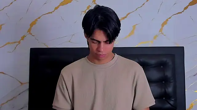 cody pipper  online show from 10-10-25, 12:59