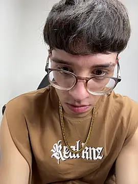 arthurdavies online show from 12-04-25, 04:44