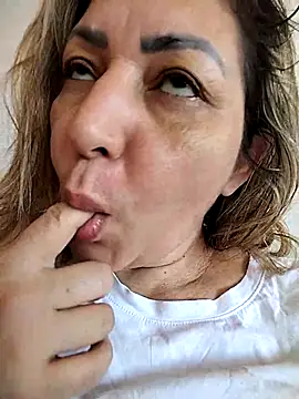 Lunita86 online show from 02-14-26, 02:36