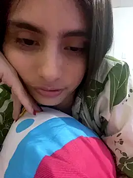 Snapshot of Skinny3-0 chatting on 10-20-25, 02:34 Skinny3-0 online show from 10-20-25, 02:34