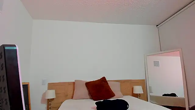 Scarleett Moon online show from 11-08-25, 03:50