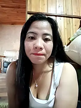 Snapshot of tulipsexy chatting on 10-20-25, 03:07 tulipsexy online show from 10-20-25, 03:07