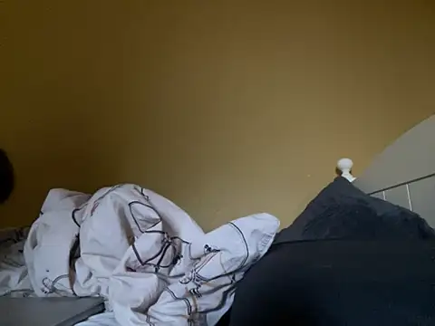 Randy9222 online show from 10-16-25, 03:46