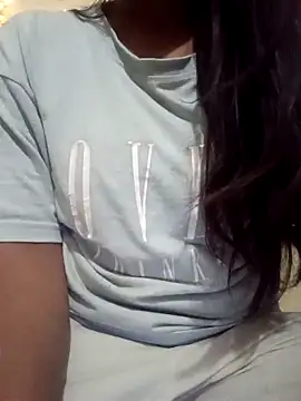 Snapshot of Hot_janvi_2 chatting on 10-14-25, 07:14 Hot janvi 2 online show from 10-14-25, 07:14