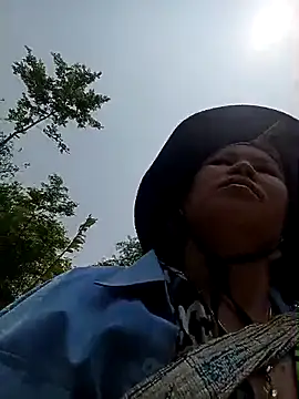 callistra online show from 04-06-26, 05:08