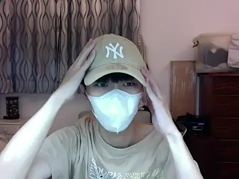 kai101010 online show from 10-01-25, 04:13