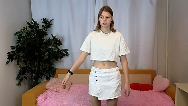 MeridethMondoux online show from 10-01-25, 03:07