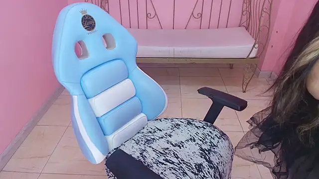 Bunny poison online show from 09-29-25, 01:49