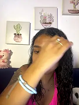 Suzanelee1 online show from 01-07-26, 01:19