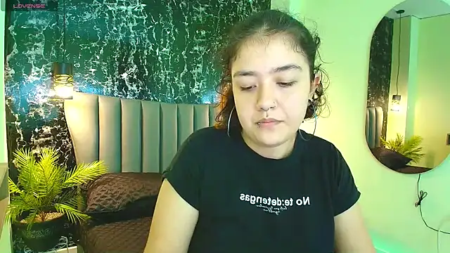 Nia-Stark online show from 09-27-25, 03:28