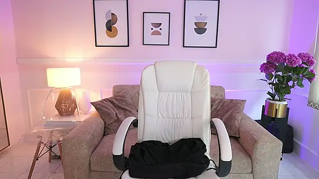 BillieBrownn online show from 10-17-25, 07:05