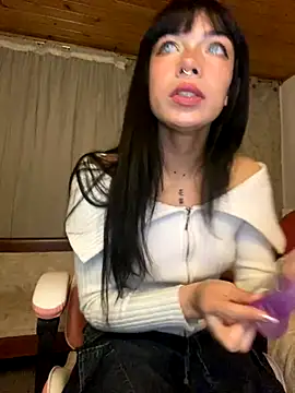 ninacaat online show from 09-25-25, 12:14