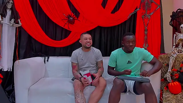 wish friends online show from 10-28-25, 01:47