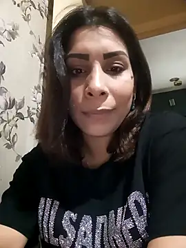 Snapshot of Dominika_a chatting on 09-20-25, 07:37 Dominika a online show from 09-20-25, 07:37